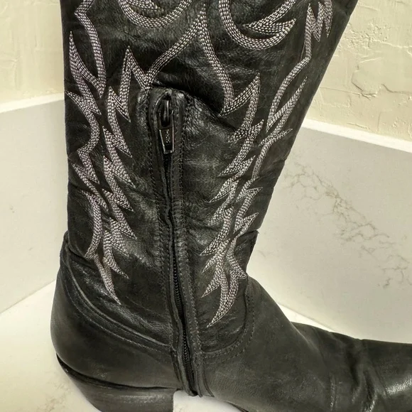 Old Gringo Black Embroidered Cowboy Boots